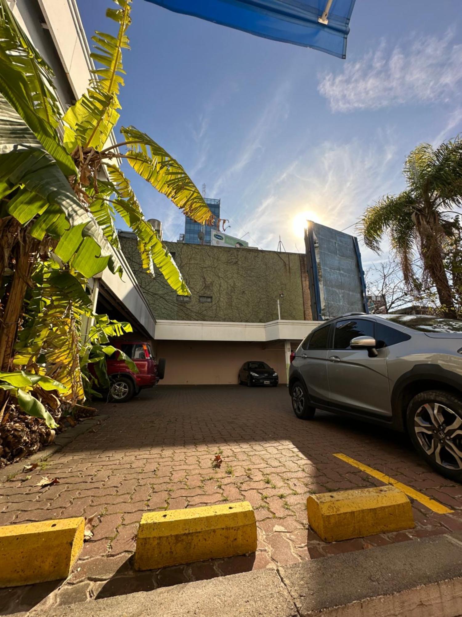 Hotel Vicente López Екстериор снимка