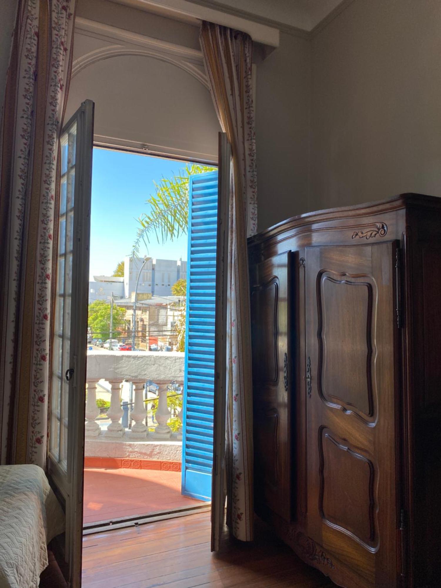 Hotel Vicente López Екстериор снимка