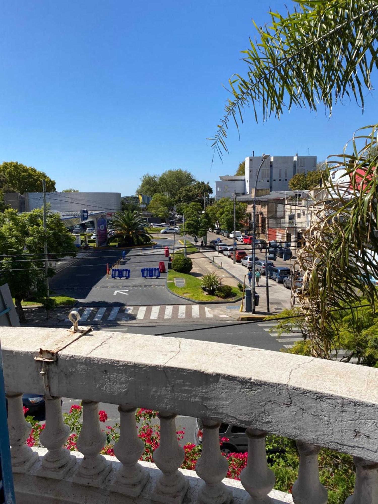 Hotel Vicente López Екстериор снимка